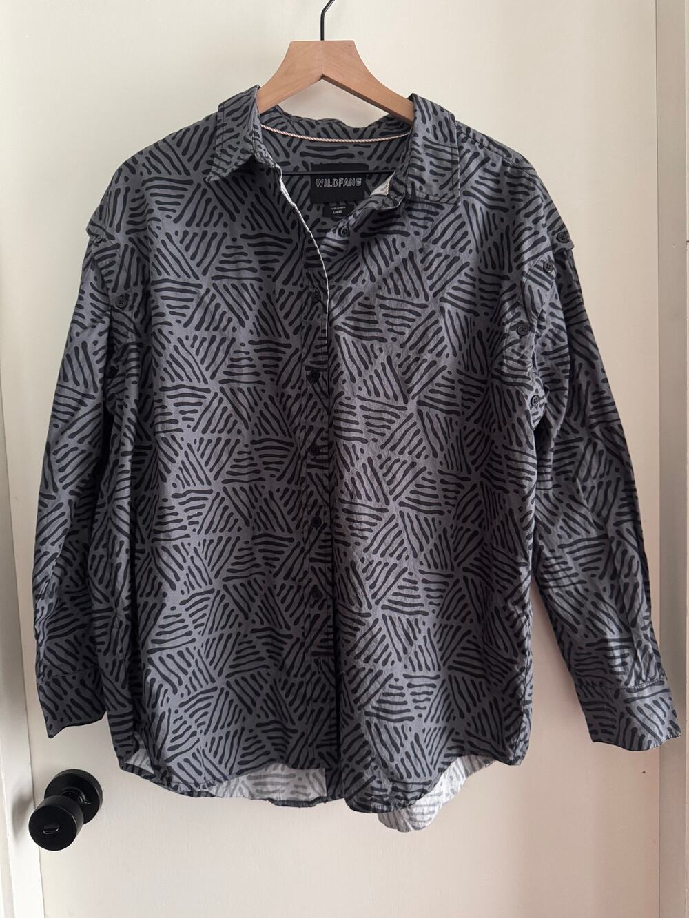 WILDFANG Essential 12-way long sleeve Button up shirt - L